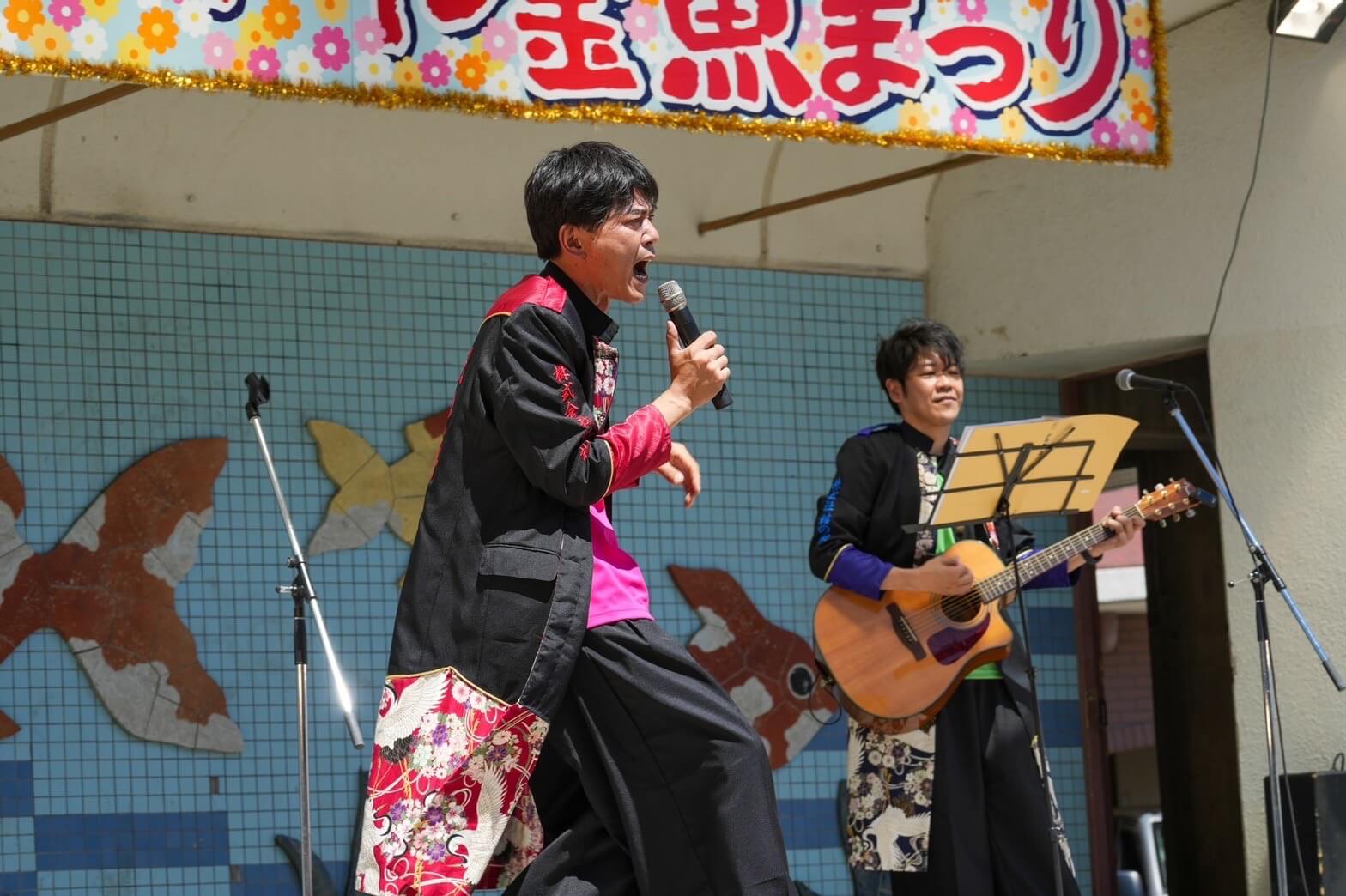 FEN-Brothersが第67回中川金魚祭りのステージで熱唱！